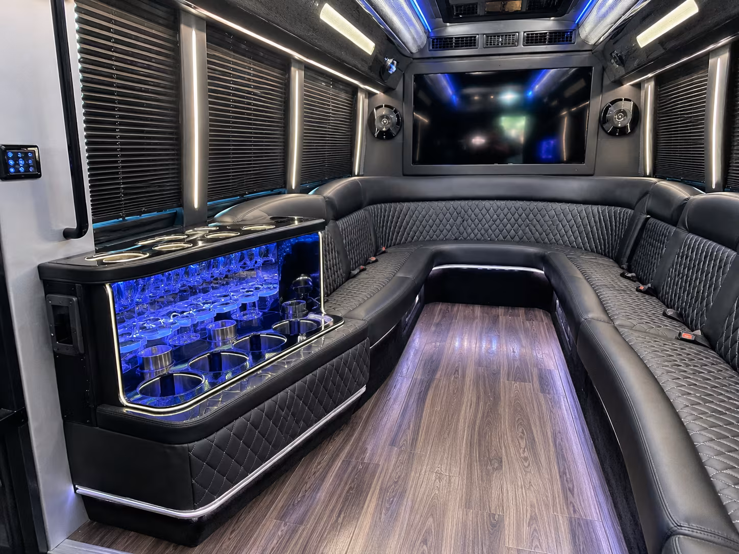 Longview Homecoming & Prom Party Bus Rentals
