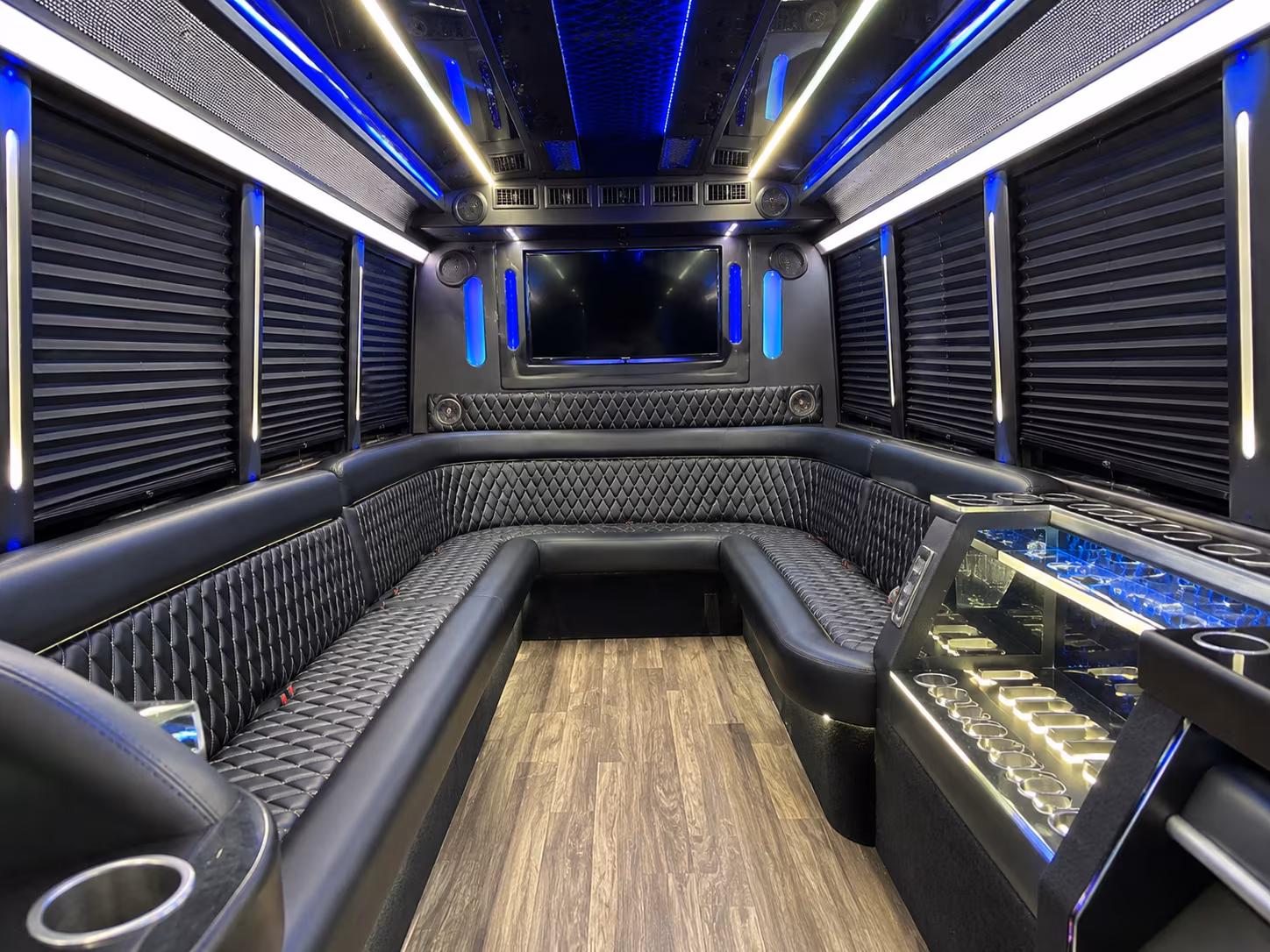 Metairie Birthday, Sweet 16, & Quinceañera Party Bus Rentals