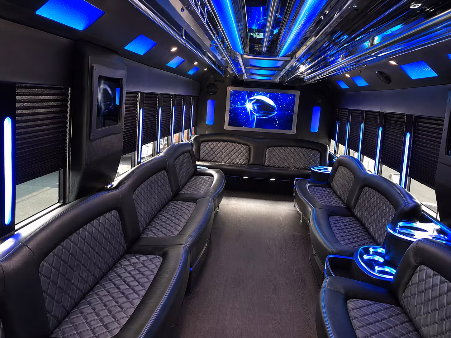Shreveport Birthday, Sweet 16, & Quinceañera Transportation party bus exterior