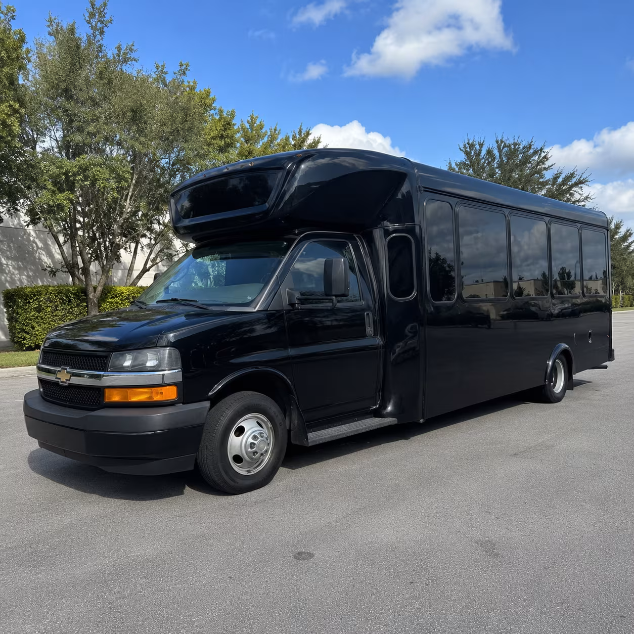 Shreveport Concert & Music Festival Transportation party bus exterior