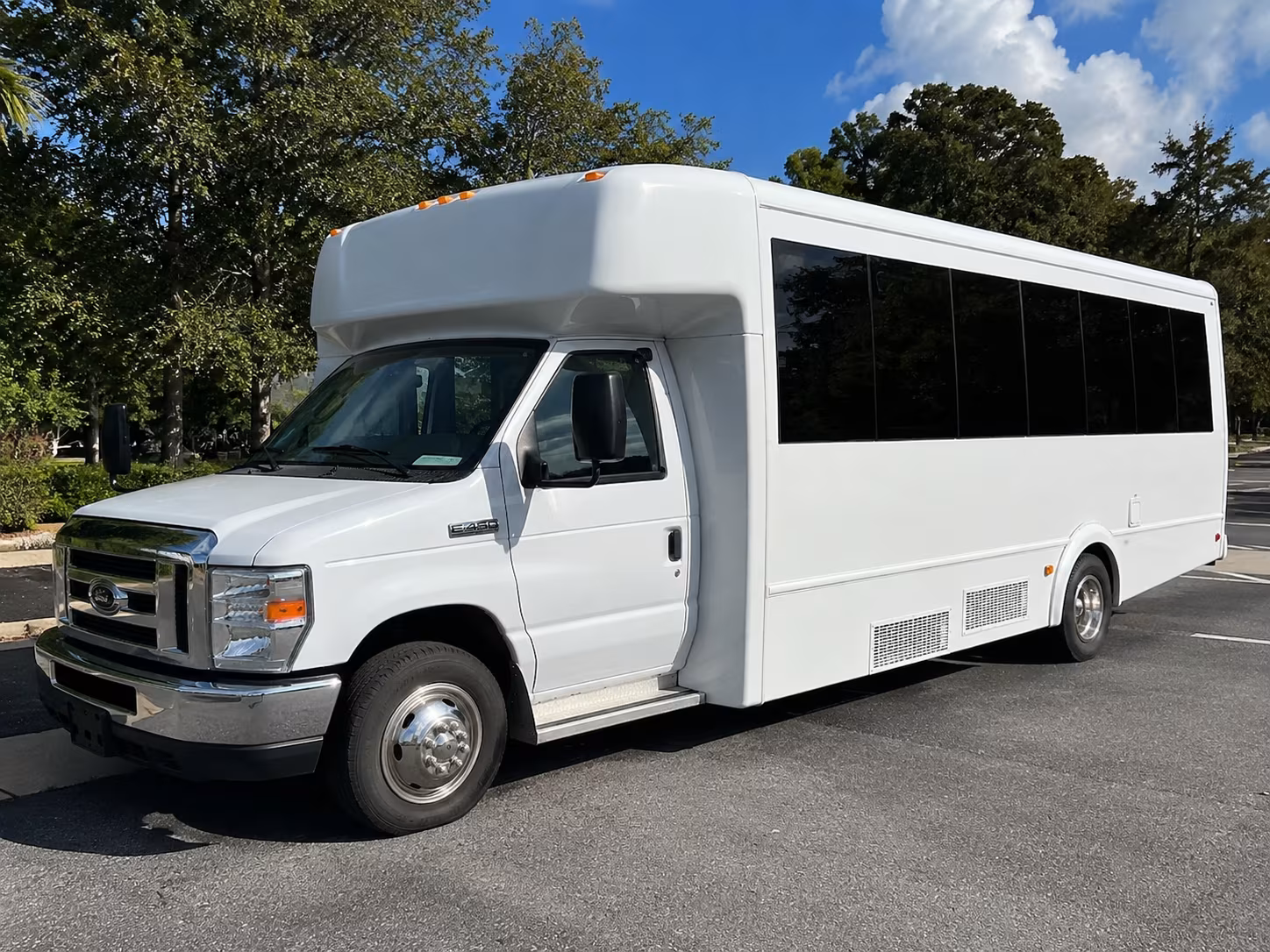 Tyler Homecoming & Prom Party Bus Rentals
